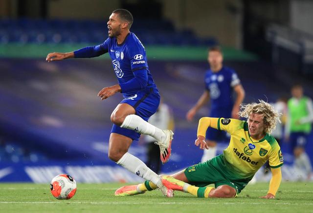 足球不断前 足球不断前